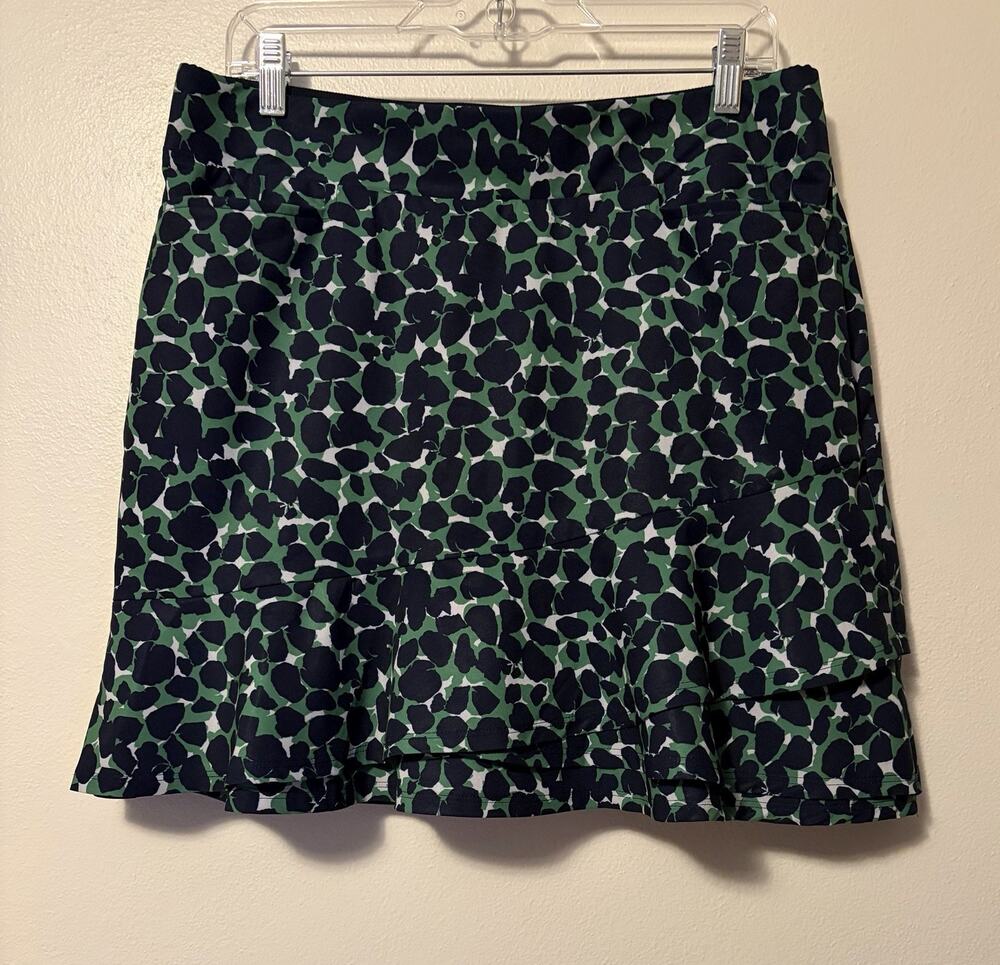 Chico’s Zenergy Golf Skort Women’s Size 1 US 8 Green Navy Built In Shorts